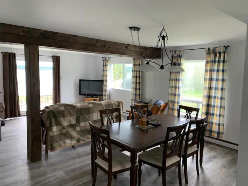 La Grange Sur Le Lac App A Et B Saint Romain Zewnętrze zdjęcie